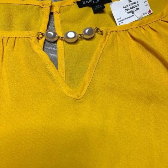 Sami & Jo NWT Plus Size 2X Golden Yellow Sleeveless Blouse W/ Pearl neck Detail - Picture 5 of 7